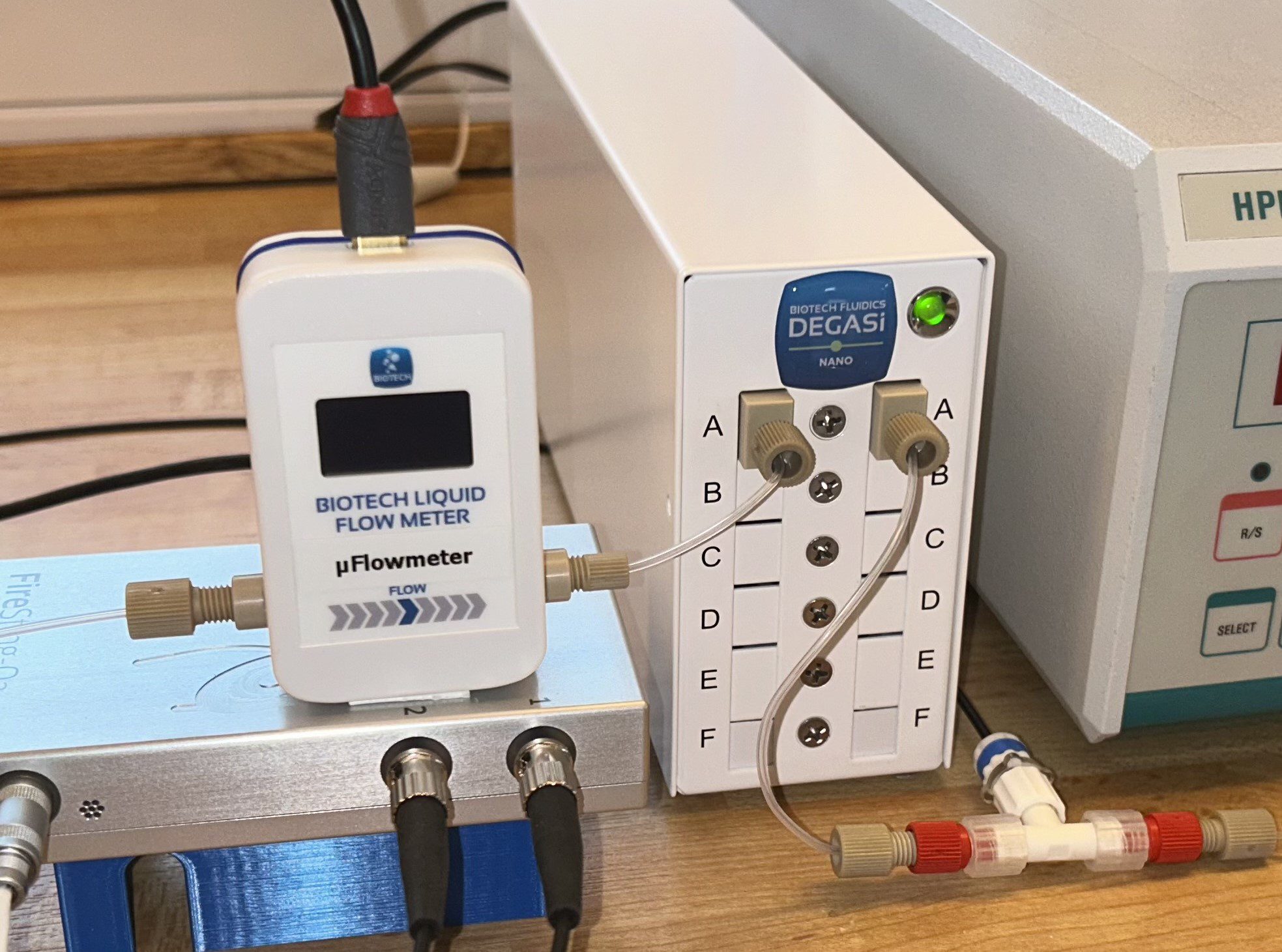 Microflowmeter / Degasser set-up used in pharmaceutical formulation dispensing application